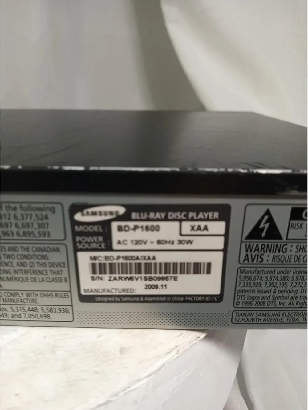 Samsung BD-P1600 Blu-Ray DVD Player 1080p Full HD HDMI USB Black